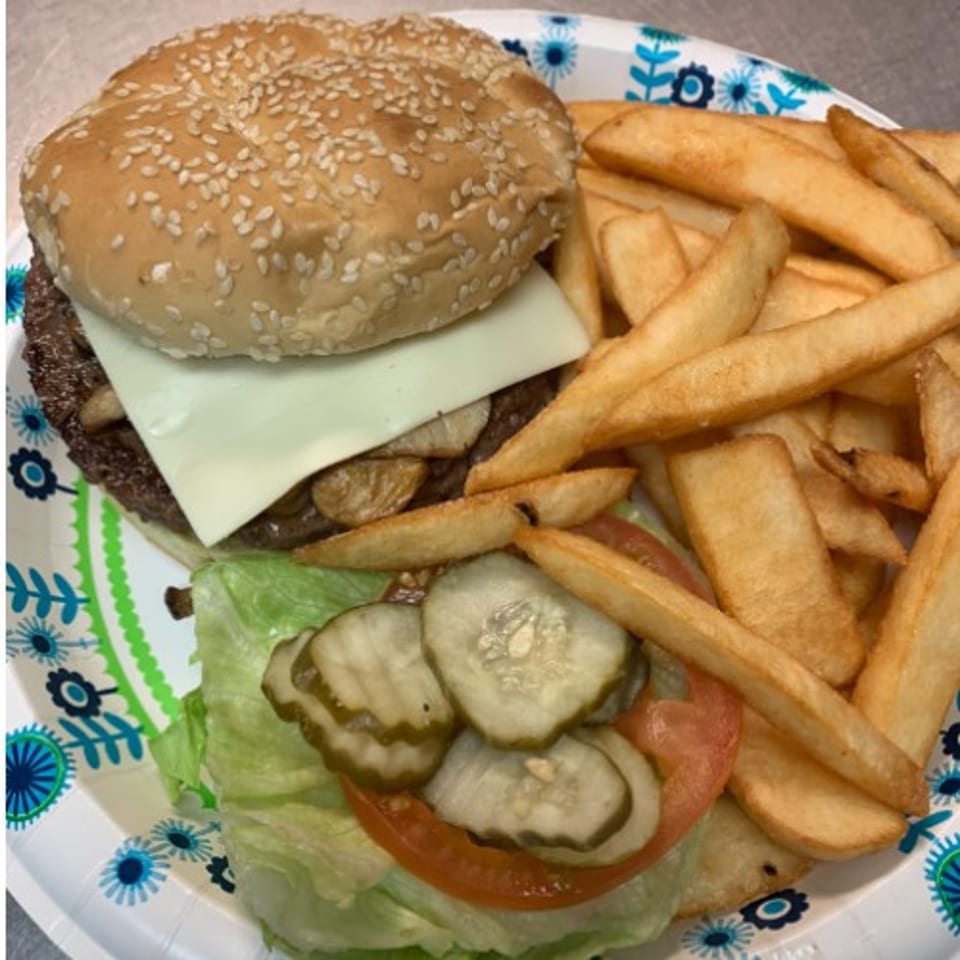 Mouthwatering Mushroom Swiss Burger
